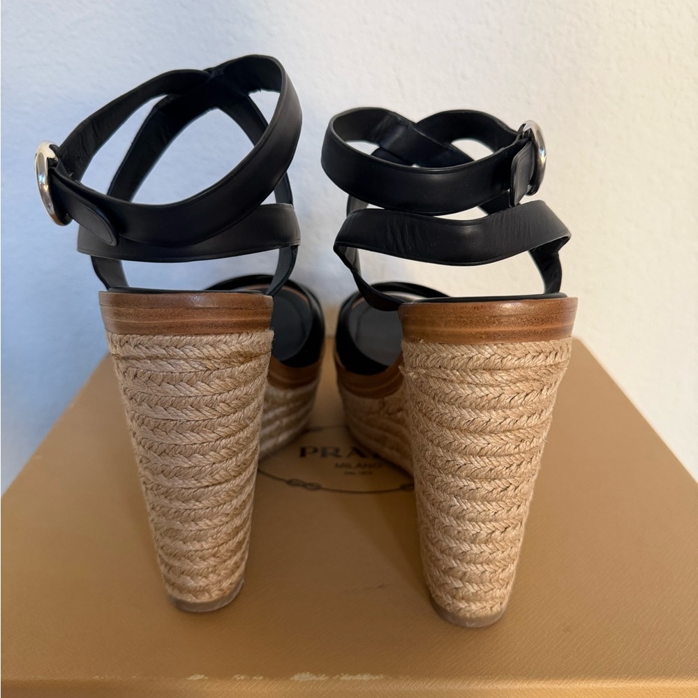 Prada Black and Tan Wedge Sandals 41 - Picture 5 of 10
